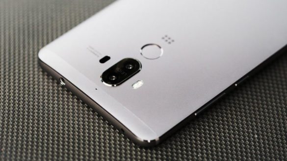 Huawei-Mate-20-Lite-1068×601