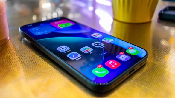 iPhone 17 Pro Max Обзор в 2025 году